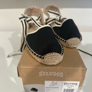 Soludos Black and Tan Espadrille Flats